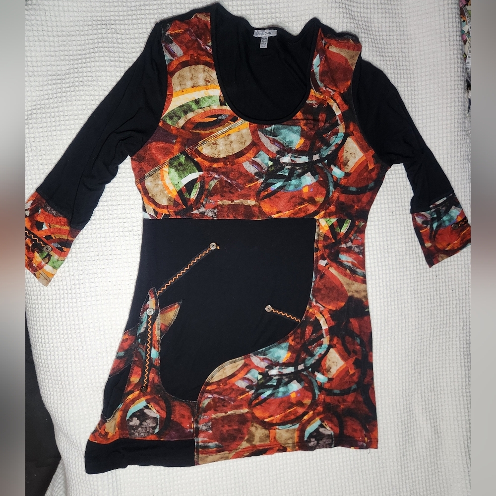 Women's Black & Multicolor Abstract Scoop Neck Top Linea Domani Size M
